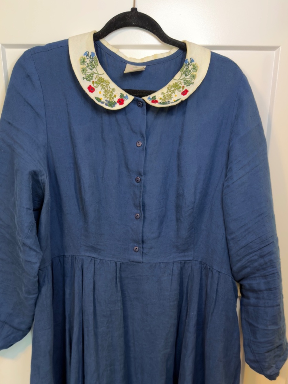 Son De Flor long sleeve linen dress with embroidered Peter Pan collar